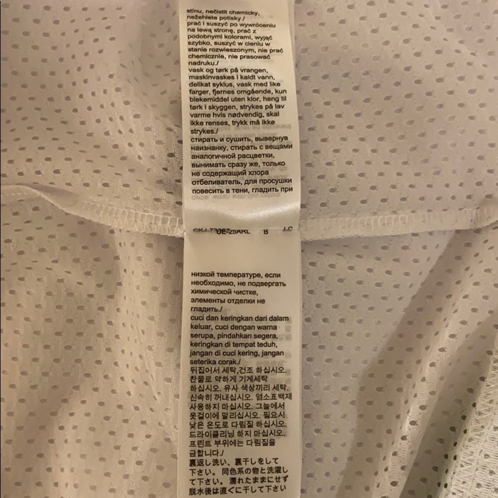 Calvin Klein mess TShirt - Picture 7 of 10